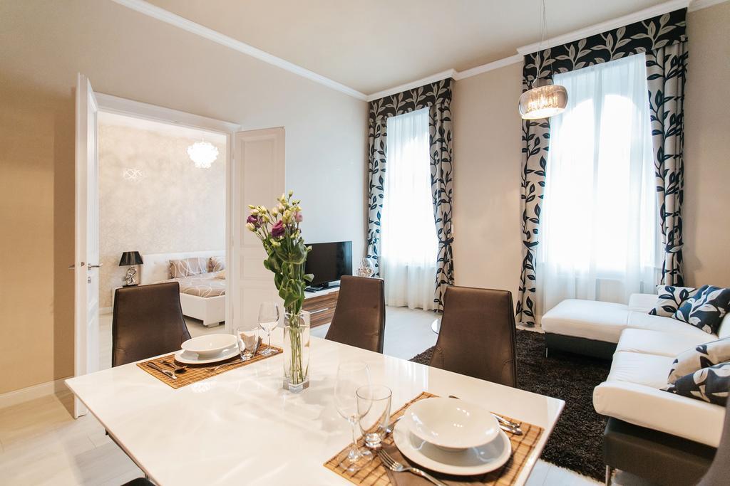 Parliment Luxury Apartment, Budapest