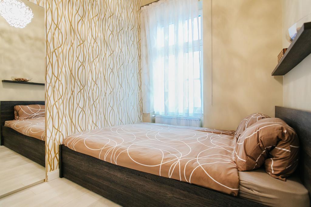 Parliment Luxury Apartment — Photos 1